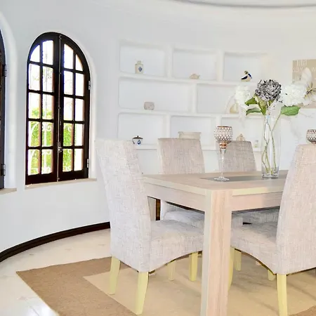 Nyaraló With Private Swimming Pool And Sea Views Albufeira