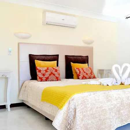 Tatil Evi With Private Swimming Pool And Sea Views *